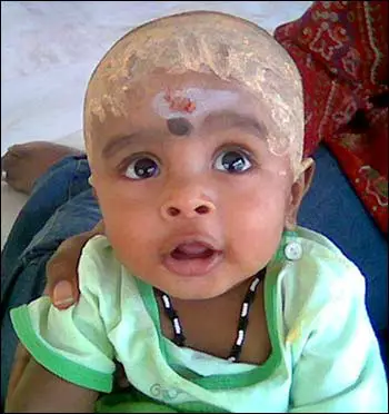 Indian Baby Pictures on Or Chadakarana Ceremony  Baby S First Hair Removal Ceremony  Hindu